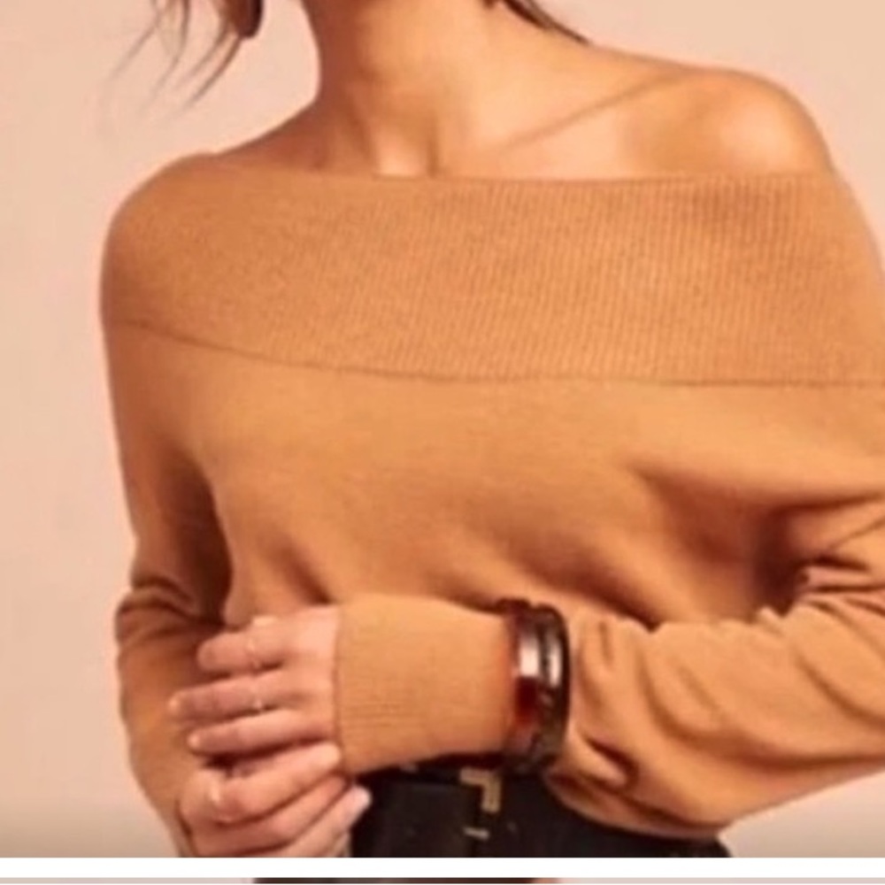 Moth by Anthropologie Rapsail Off-the-Shoulder Boatneck sweater.  Size M.